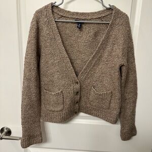 Cozy V-Neck Chunky Knit Cardigan Sweater - Taupe